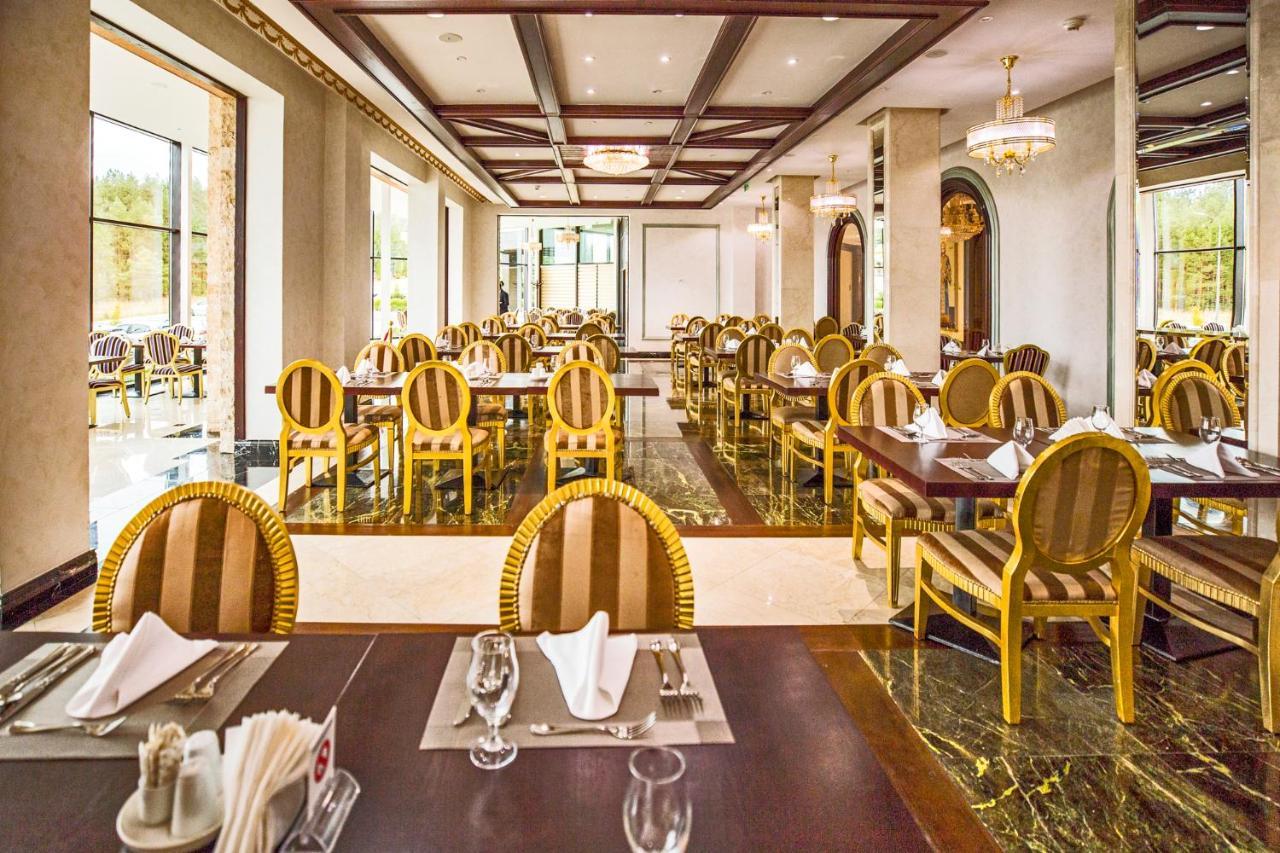 A Hoteli - Grand&Sky Hotel Tornik 즐라티보 외부 사진 The restaurant
